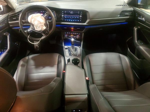 2021 VOLKSWAGEN JETTA