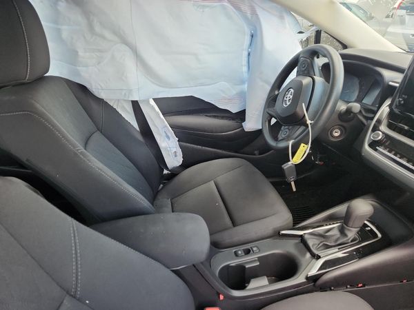2025 TOYOTA COROLLA