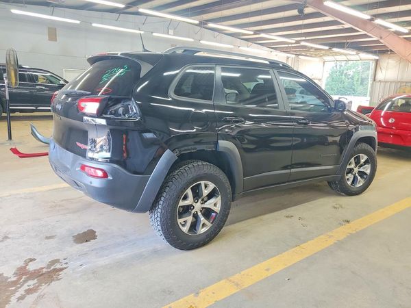 2018 JEEP CHEROKEE TRAILHAWK 4X4