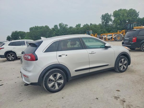 2017 KIA NIRO FE / LX / LX Tech
