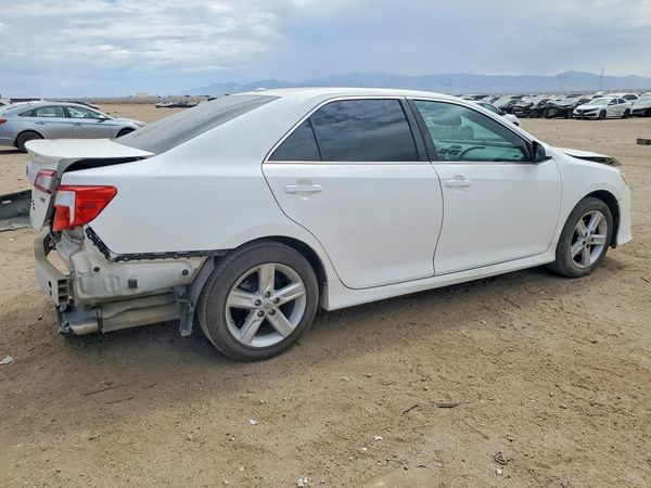 2013 TOYOTA CAMRY
