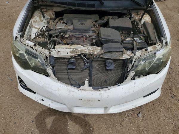 2013 TOYOTA CAMRY
