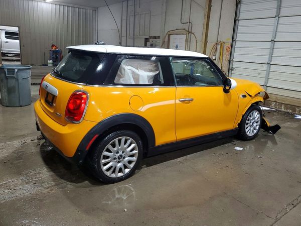 2015 MINI COOPER