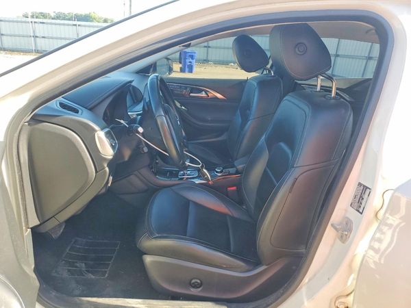 2017 INFINITI QX30