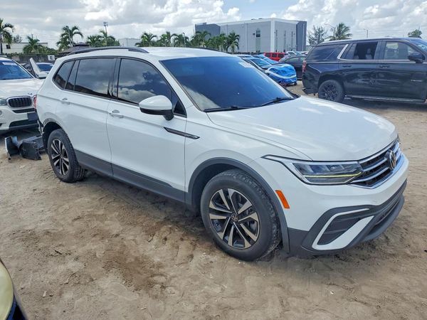 2022 VOLKSWAGEN TIGUAN S