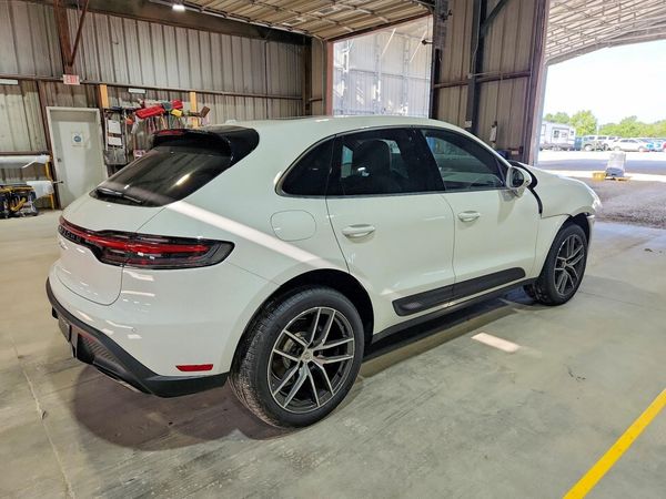 2026 PORSCHE MACAN Macan, Macan T