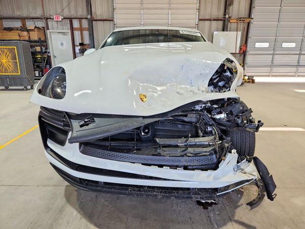 2026 PORSCHE MACAN Macan, Macan T