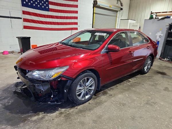 2015 TOYOTA CAMRY