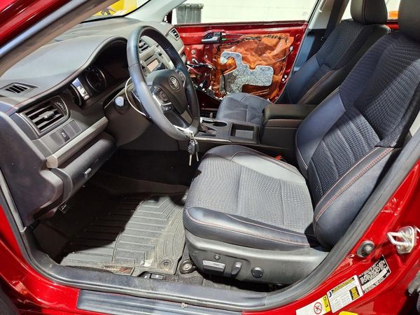 2015 TOYOTA CAMRY
