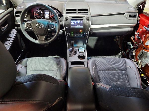 2015 TOYOTA CAMRY