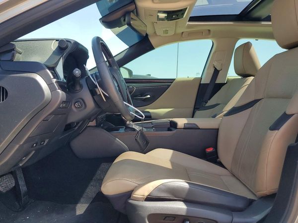 2020 LEXUS ES 350 Ultra Luxury
