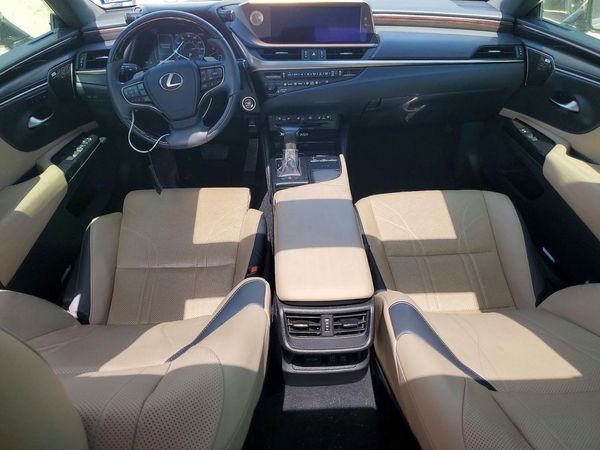 2020 LEXUS ES 350 Ultra Luxury