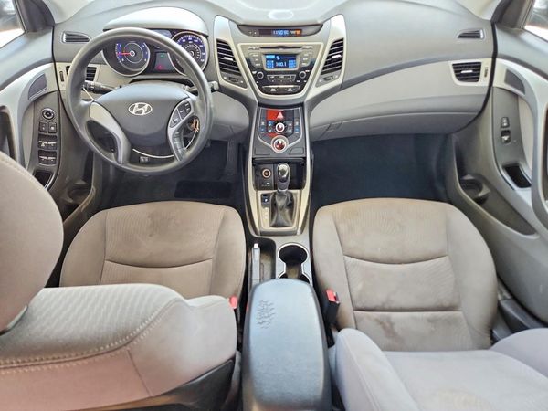 2016 HYUNDAI ELANTRA