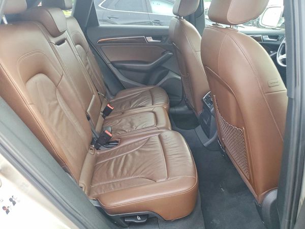 2015 AUDI Q5 Premium Plus