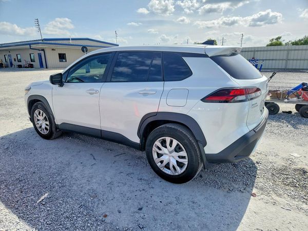 2026 TOYOTA COROLLA CROSS