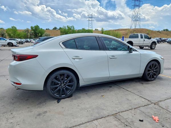 2024 MAZDA 3 Select Sport Package