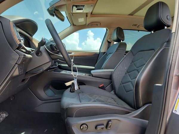 2025 VOLKSWAGEN ATLAS SE