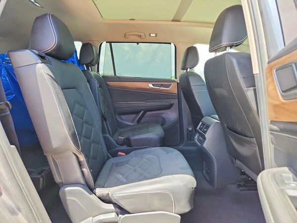 2025 VOLKSWAGEN ATLAS SE