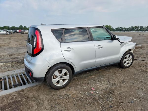 2018 KIA SOUL Base