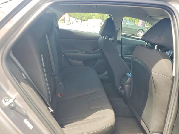 2024 HYUNDAI ELANTRA Blue