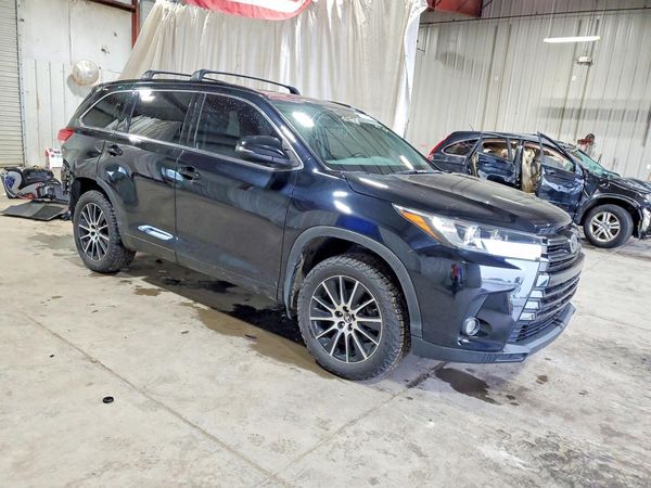 2018 TOYOTA HIGHLANDER