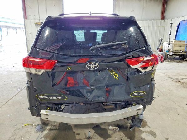 2018 TOYOTA HIGHLANDER