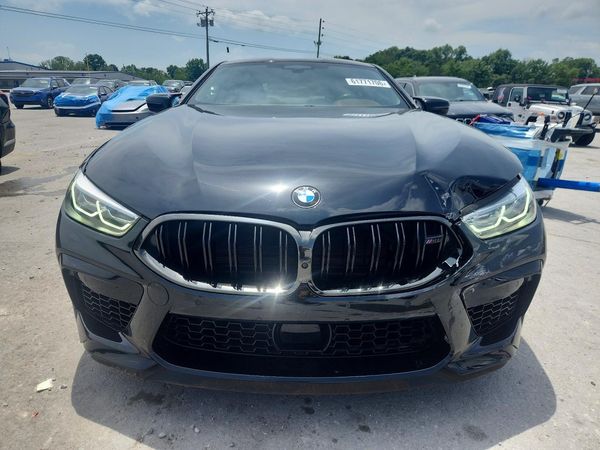 2020 BMW M8