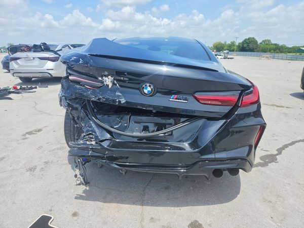 2020 BMW M8