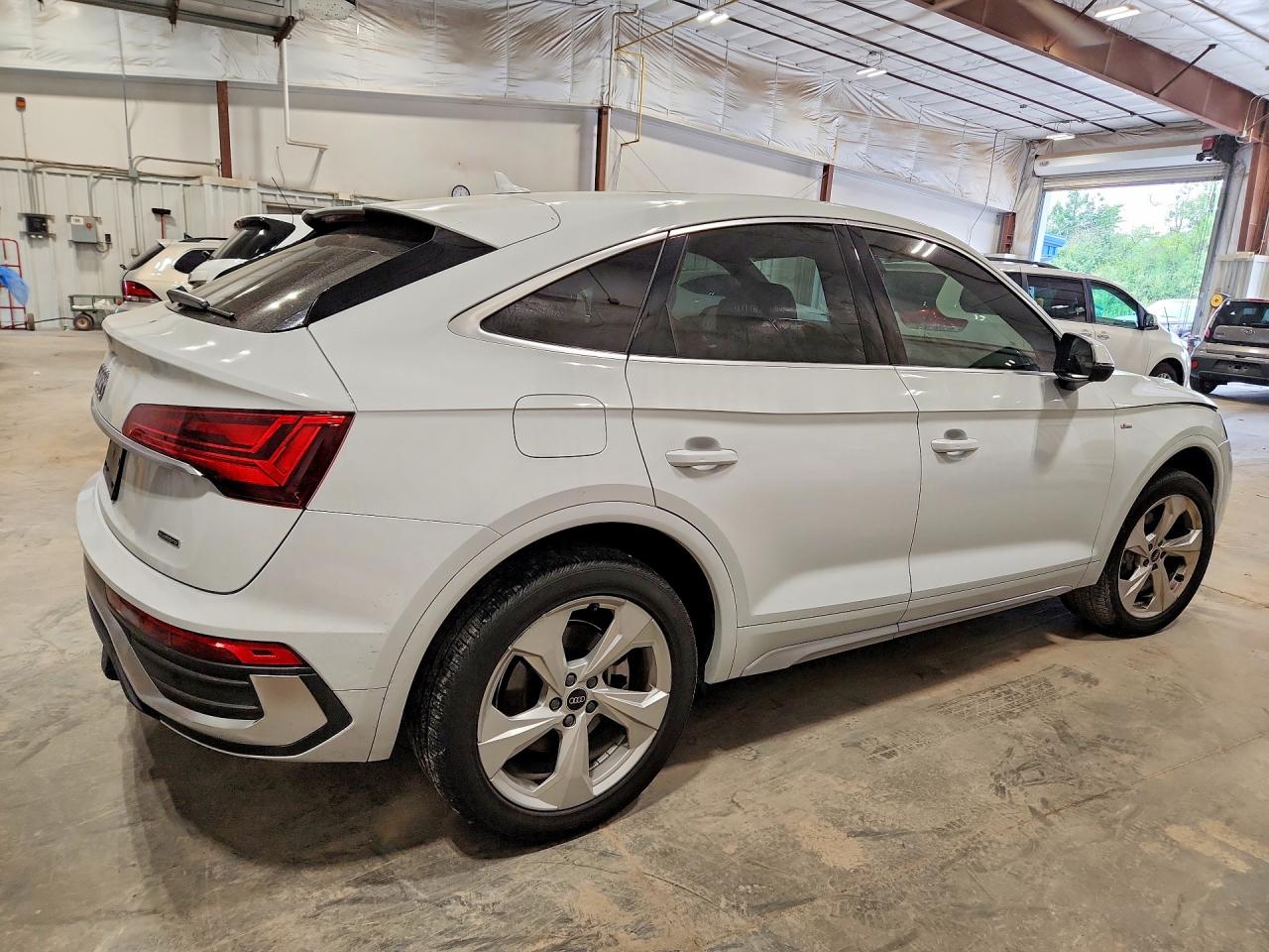 2023 AUDI Q5 S Line quattro Premium