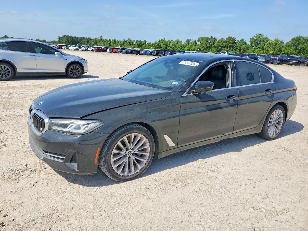 2021 BMW 530