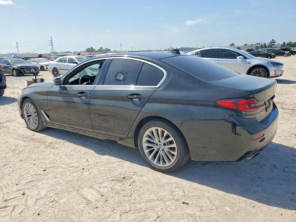2021 BMW 530