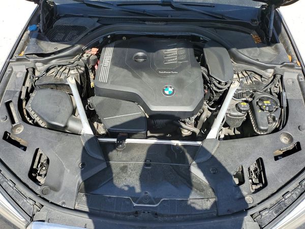 2021 BMW 530