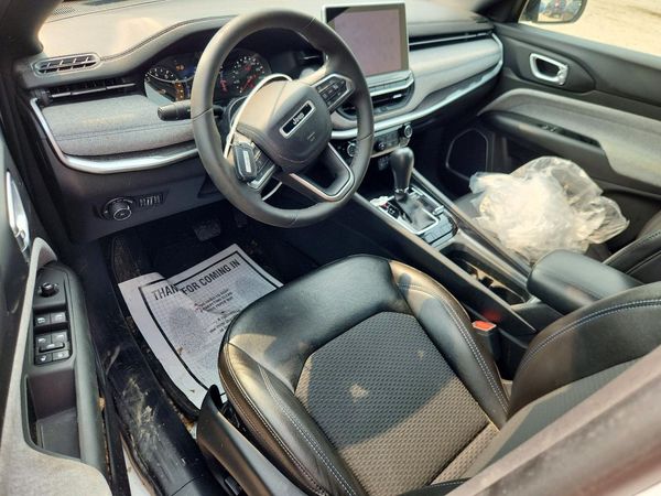 2023 JEEP COMPASS