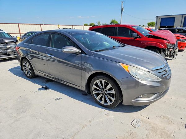 2012 HYUNDAI SONATA Middle level