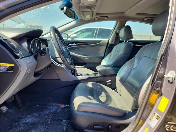 2012 HYUNDAI SONATA Middle level