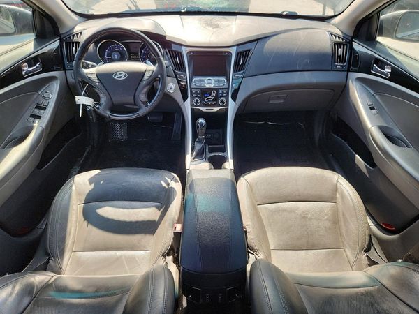 2012 HYUNDAI SONATA Middle level