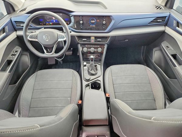 2024 VOLKSWAGEN TAOS 4Motion SE