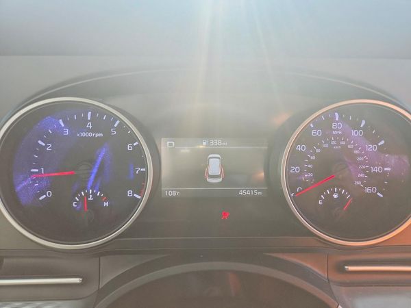 2024 KIA CARNIVAL LX, LX Seat Package