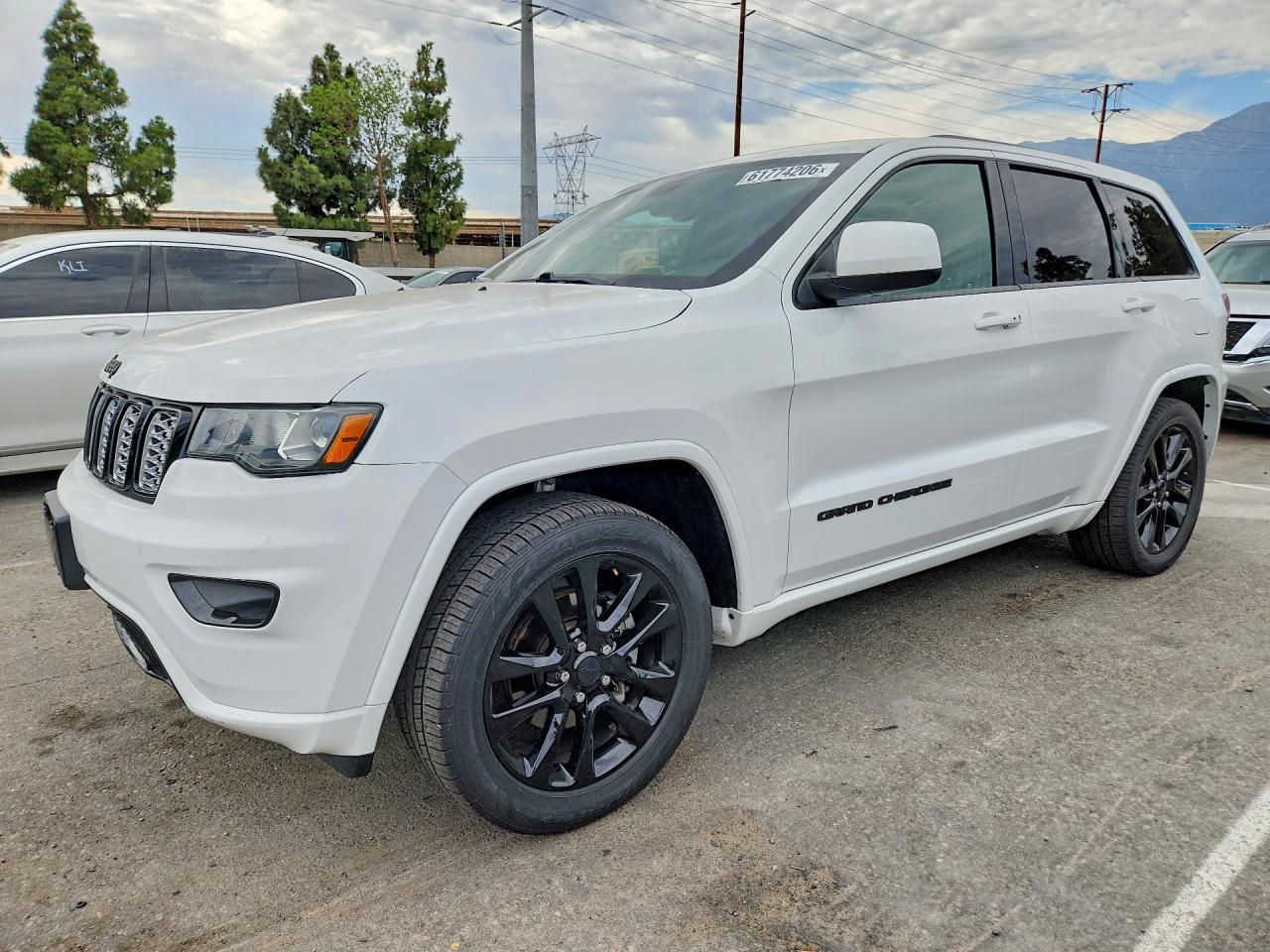 2017 JEEP GRAND CHEROKEE