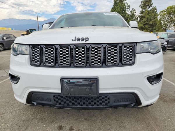 2017 JEEP GRAND CHEROKEE