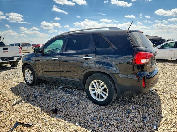 2015 KIA SORENTO GL