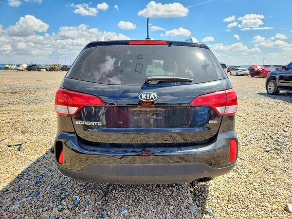 2015 KIA SORENTO GL