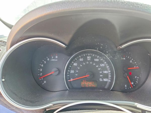 2015 KIA SORENTO GL