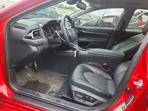 2022 TOYOTA CAMRY SE