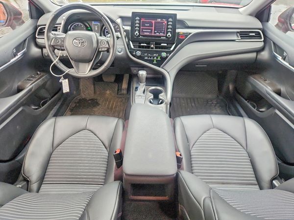 2022 TOYOTA CAMRY SE