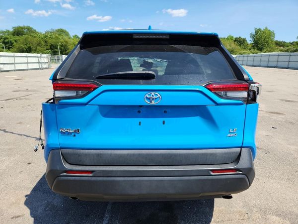 2021 TOYOTA RAV4 LE