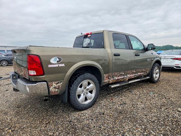 2014 RAM 1500 SLT