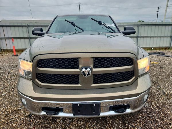 2014 RAM 1500 SLT