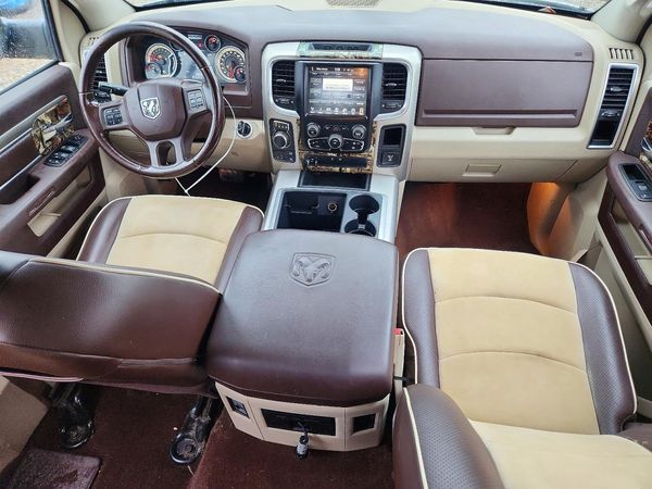 2014 RAM 1500 SLT