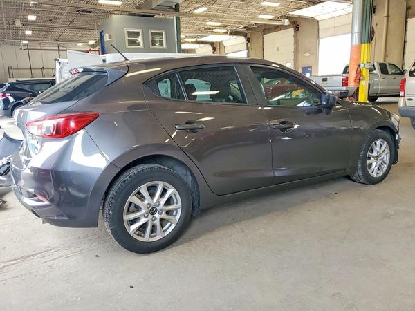 2017 MAZDA 3